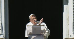 pope’s-decision-on-blessing-same-sex-couples-draws-praise-and-need-for-‘reflection’