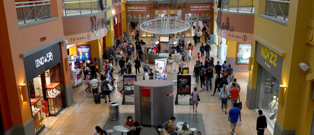 man-allegedly-gives-child-marijuana-gummy-at-mall-and-rapes-her-afterward,-police-say:-report