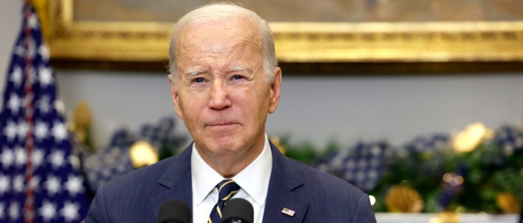 biden-is-underwater-among-voting-blocs-that-were-key-to-his-2020-victory:-poll