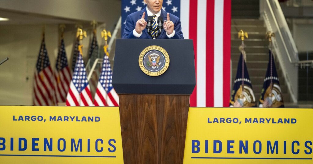 most-feel-christmas,-retirement-scrooged-by-bidenomics
