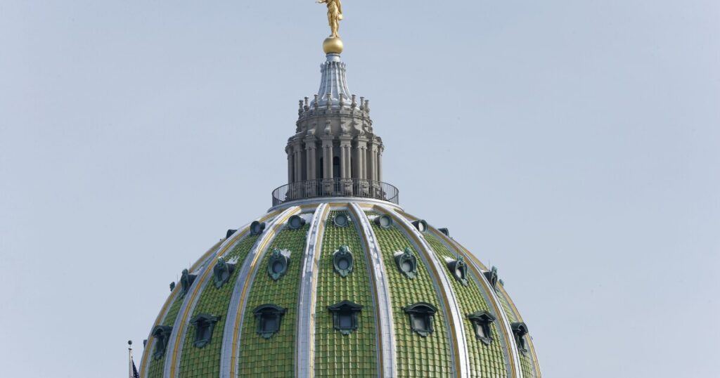 pennsylvania-shrinks-by-10,000-people-in-2023