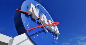 nasa-discovers-christmas-treelike-star-cluster-in-the-milky-way