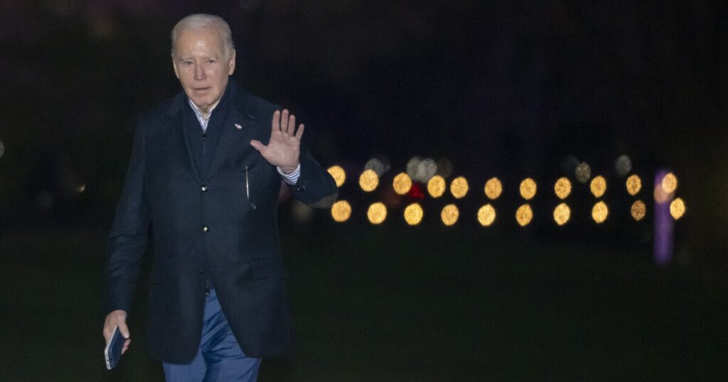 democrats-head-into-presidential-election-year-with-record-high-cash-on-hand