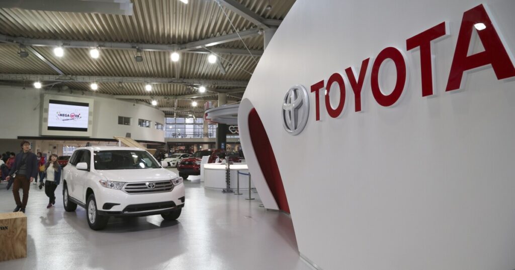 toyota-recalls-1-million-cars-due-to-airbag-dysfunction