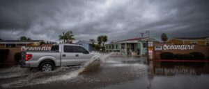 insane-videos-show-mass-flash-flooding-in-us-state-just-in-time-for-christmas