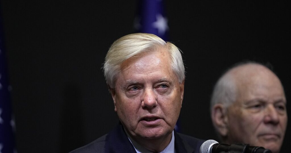 lindsey-graham-to-wage-‘war’-on-bill-enforcing-chick-fil-a’s-open-sundays