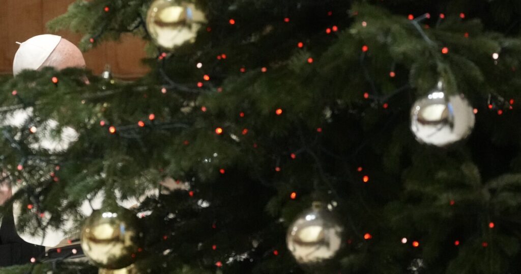 world’s-‘humblest-christmas-tree’-fetches-thousands-at-auction