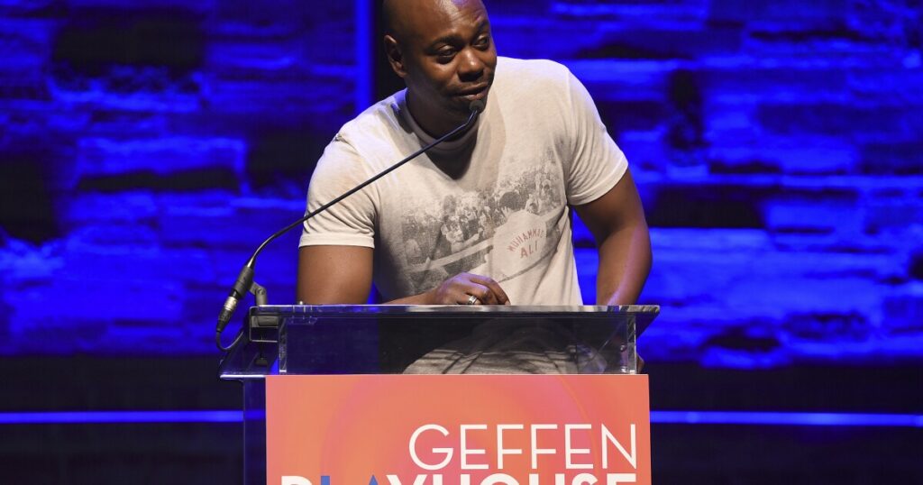 netflix-releases-trailer-for-dave-chappelle’s-comedy-special,-releasing-new-year’s-eve