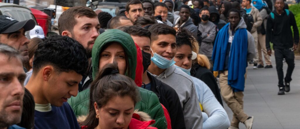 new-york-city-caught-flat-footed-as-biden’s-border-crisis-brings-150,000-migrants-to-its-streets