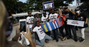 ‘trump-democrats’-helping-destroy-‘obama-coalition’-of-black-people,-hispanics,-and-youth