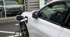 range-anxiety:-new-testing-finds-electric-vehicles-fall-short-of-epa-range-estimates