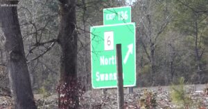 father-and-daughter-freeze-to-death-yards-from-truck-after-crash