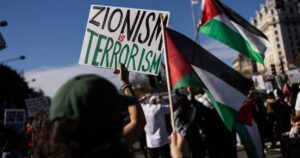 2023-review:-the-surprising-rise-of-antisemitic-college-protesters-and-the-following-blowback