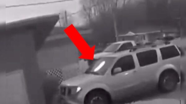 mysterious-fireball-explosion-spotted-in-iowa-has-left-authorities-with-no-answers-(video)