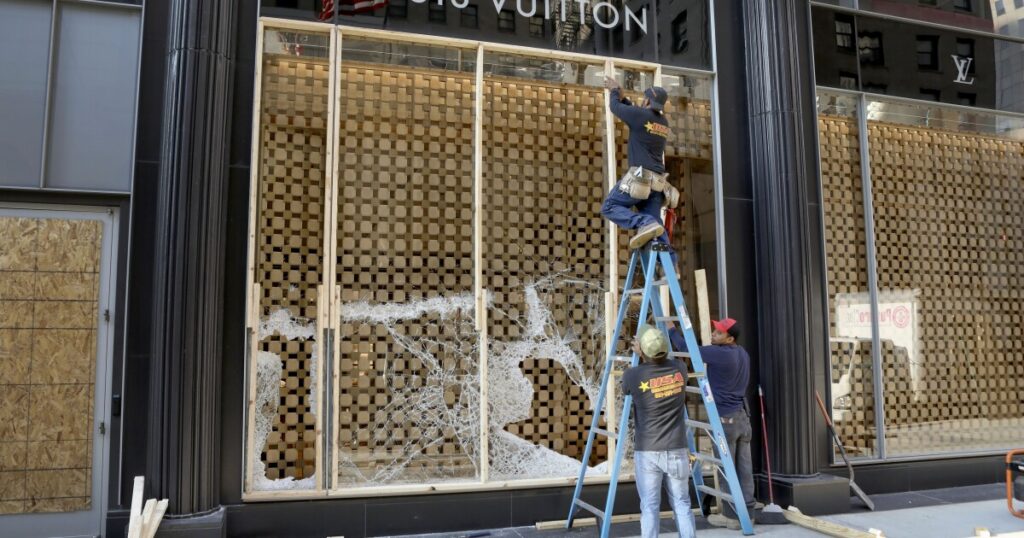 2023-review:-smash-and-grab-epidemic-crippled-democratic-cities