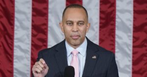 hakeem-jeffries-announces-death-of-father-at-85