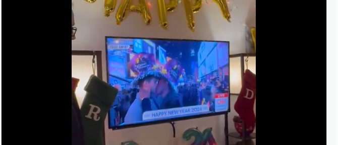 cnn-broadcasts-passionate-gay-kiss-immediately-after-new-year’s-ball-drop