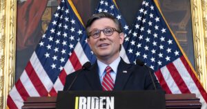 white-house-blasts-speaker-johnson-over-wednesday-trip-to-southern-border