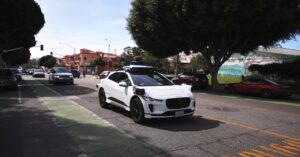 cruise-was-asked-to-ground-robotaxis-on-halloween-to-keep-kids-safe