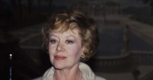 glynis-johns-dead:-tony-winning-actress-dies-at-100