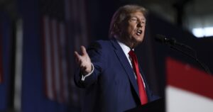 why-trump’s-huge-lead-in-iowa-and-new-hampshire-could-pose-a-problem-for-gop-front-runner