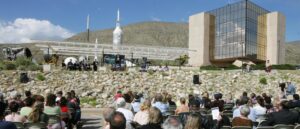 navajo-nation-demands-delay-to-a-moon-mission-with-human-remains,-white-house-reportedly-steps-in