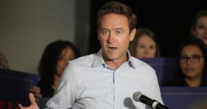 denver-mayor-warns-that-illegal-immigration-puts-a-‘huge-strain’-on-city