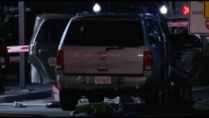 breaking:-driver-in-custody-after-crashing-into-white-house-gate