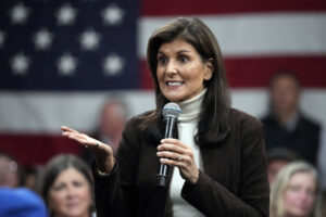 haley-slams-biden-for-‘lecturing’-her-about-the-civil-war-during-iowa-town-hall