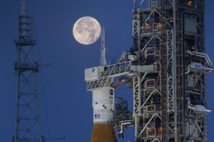nasa-delays-moon-missions-after-critical-fuel-leak-stalled-artemis-mission