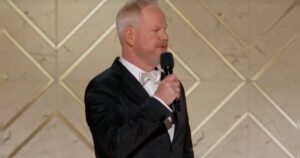 comedian-jim-gaffigan-calls-out-hollywood-p*dophiles-at-the-golden-globes-(video)