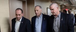 house-conservatives-tank-key-rule-vote-in-blow-to-mike-johnson’s-speakership