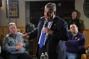 christie-suspends-campaign:-trump-takes-victory-lap-following-exit-of-top-critic