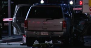 driver-in-custody-after-crashing-into-white-house-gate