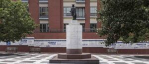 native-americans-weren’t-on-board-with-biden-admin’s-failed-plan-to-remove-william-penn-statue