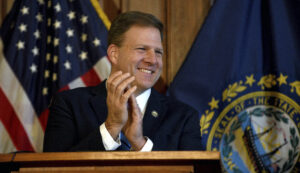 sununu-commits-to-vote-for-whoever-the-gop-nominee-is