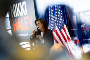 iowa-caucuses:-how-trump’s-gop-rivals-are-trying-to-peel-off-his-supporters