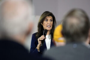 haley-sets-self-apart-from-field-as-christie-drops-out:-‘not-like-the-fellas’