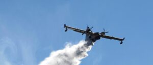 3-dead-after-plane-crashes-in-massachusetts