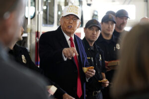 trump-seeks-2016-do-over-in-iowa-armed-with-stronger-campaign-organization