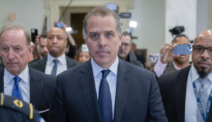 joe-biden-donors-made-up-most-of-hunter’s-art-sales,-witness-says