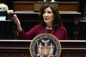 hochul-proposes-new-york-double-spending-on-immigrant-crisis-but-balks-at-key-democratic-demand