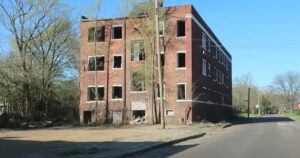 study-predicts-thousands-of-us.-cities-will-be-‘ghost-towns’-by-the-year-2100