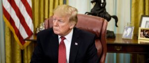 in-eagerness-to-attack-trump,-axios-just-straight-up-forgets-covid-happened