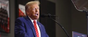 trump-throws-cold-water-on-congress’-potential-ukraine-border-deal