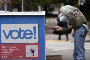 illinois-lawmakers-weigh-all-mail-in-voting-ahead-of-2024-elections