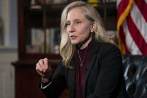 green-beret-vet-vying-to-represent-virginia’s-7th-district-raises-$300k-in-fourth-quarter