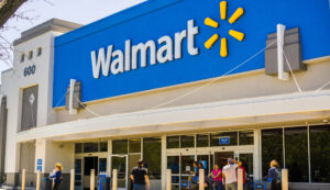 walmart-to-boost-pay-and-redesign-bonuses-for-managers