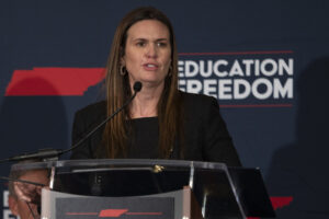 sarah-huckabee-sanders-reacts-to-vp-possibility:-‘love-the-job-i-have’