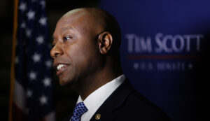 tim-scott-gets-engaged-to-girlfriend